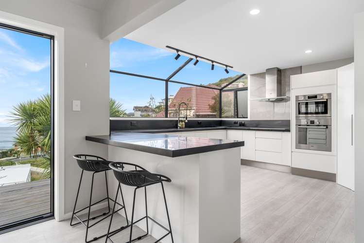 66 Cliffs Road St Clair_10