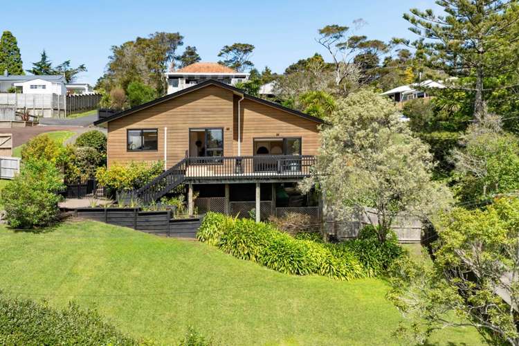 187a Godley Road Titirangi_1