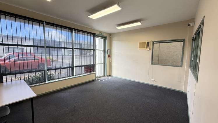 L/138 Plunket Avenue City Centre_5