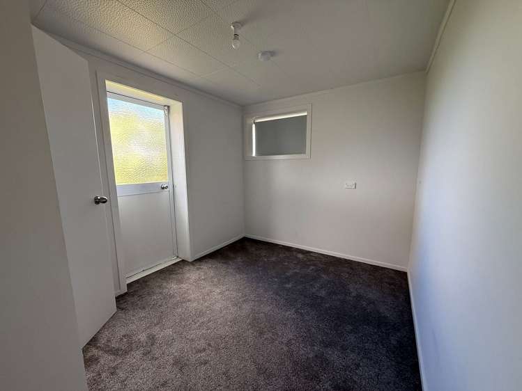 2/140 Metcalfe Road Ranui_12