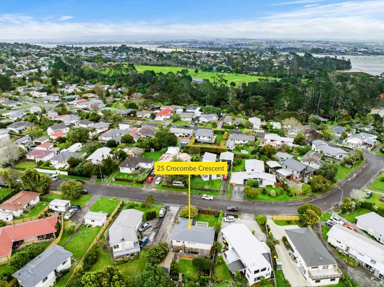 25 Crocombe Crescent Beach Haven_19