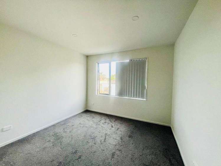 10B Benton Place Manurewa_6