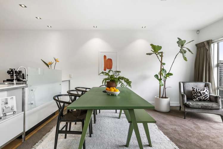 7/258 Hurstmere Road Takapuna_10