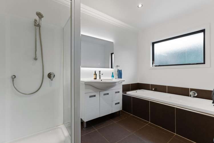 5 Ethereal Crescent Cromwell_23