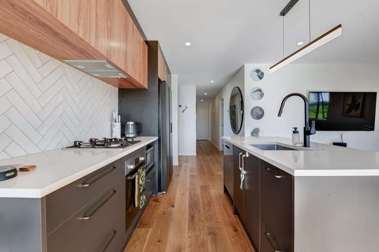 30 Aitkenhead Court Parakai_23