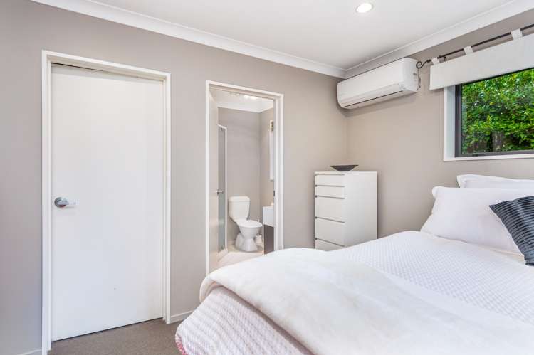 9 Knapdale Mews Huntington_16