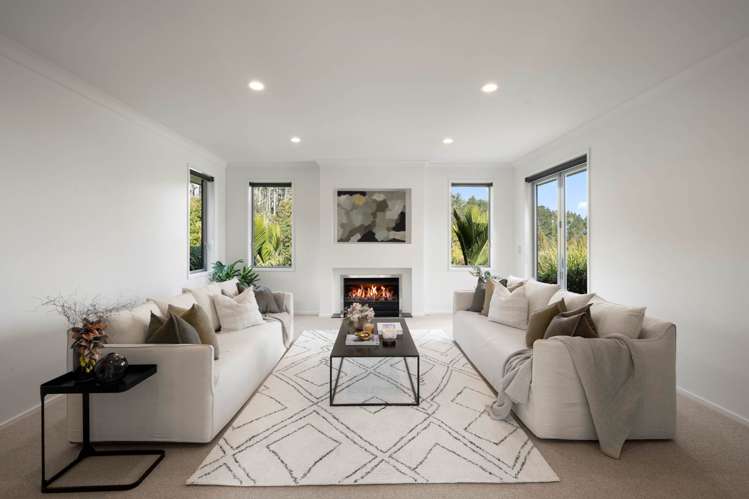 359 MacWhinney Drive Drury_11