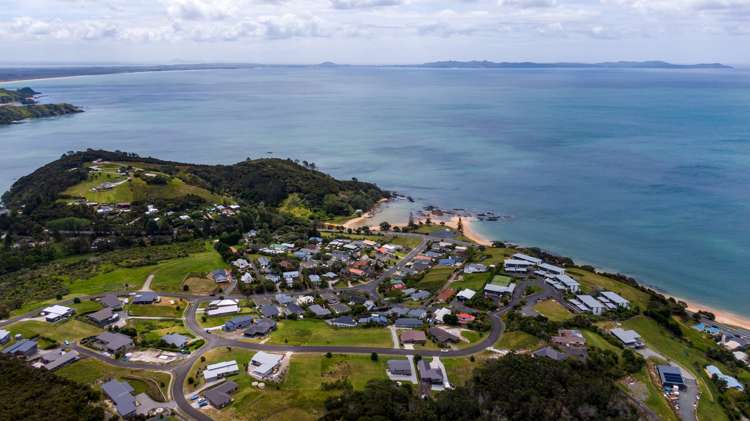 26 Dudley Crescent Cable Bay_22