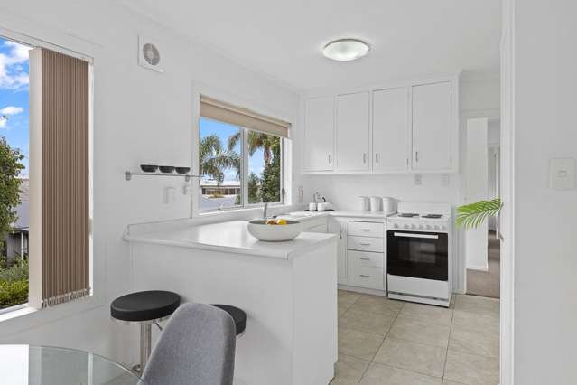 2/50a Taharoto Road Takapuna_2