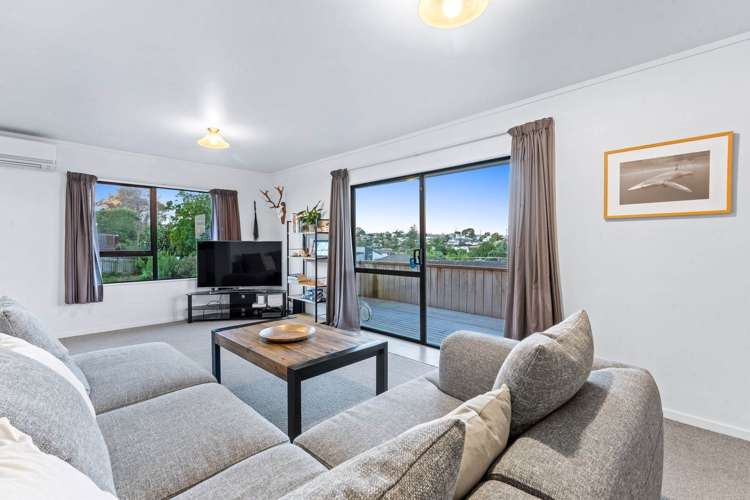 11b Kennedy Avenue Forrest Hill_7