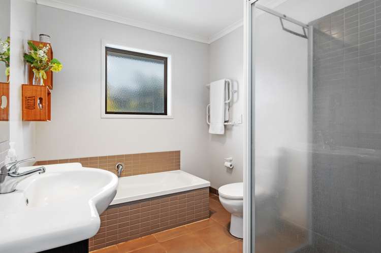 20 Kipling Crescent Owhata_11