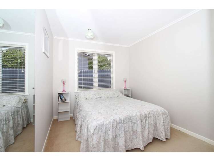 18 Evan Street Belmont_10