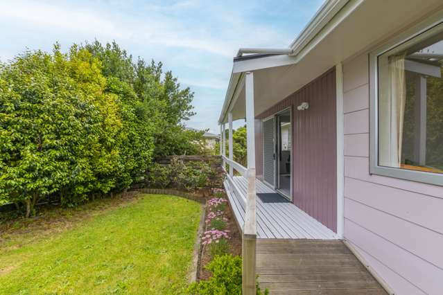 52 Parakai Street Paraparaumu_1