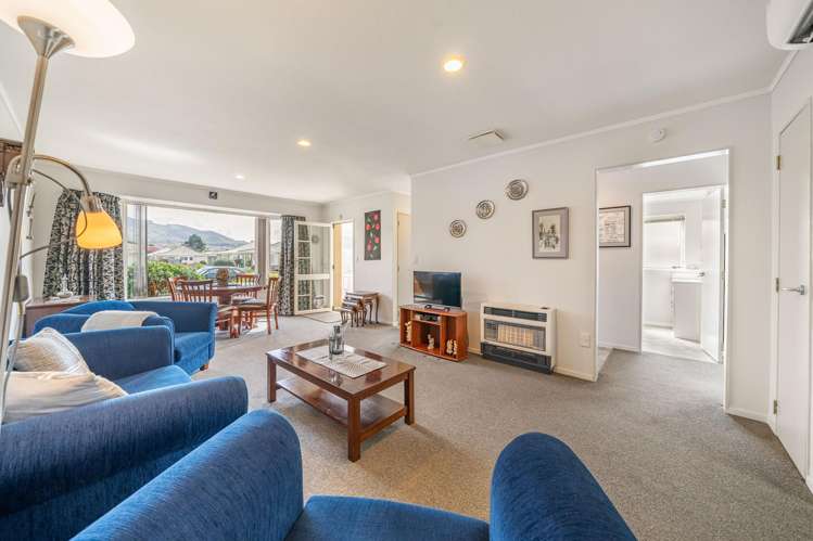 21/17 John Street Trentham_4