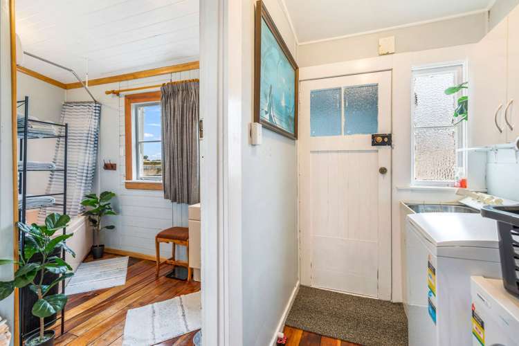 6 and 8 Princess Street Marton_12