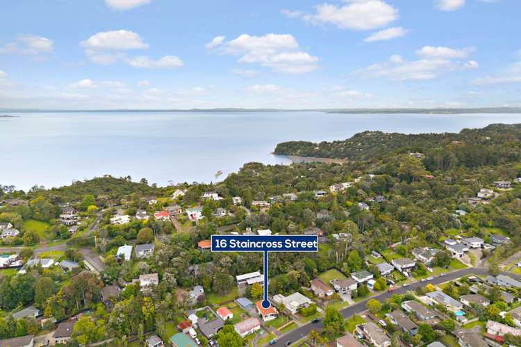 16 Staincross Street Green Bay_23