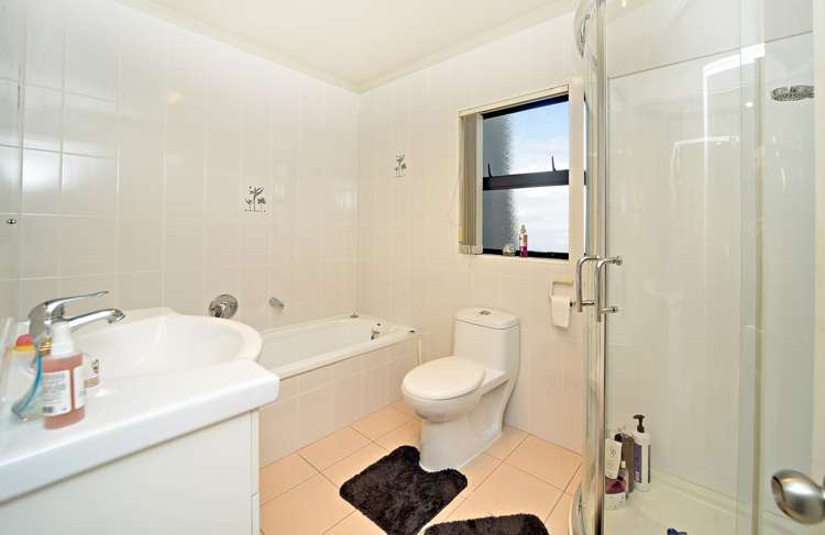 47 Baverstock Road Flat Bush_8