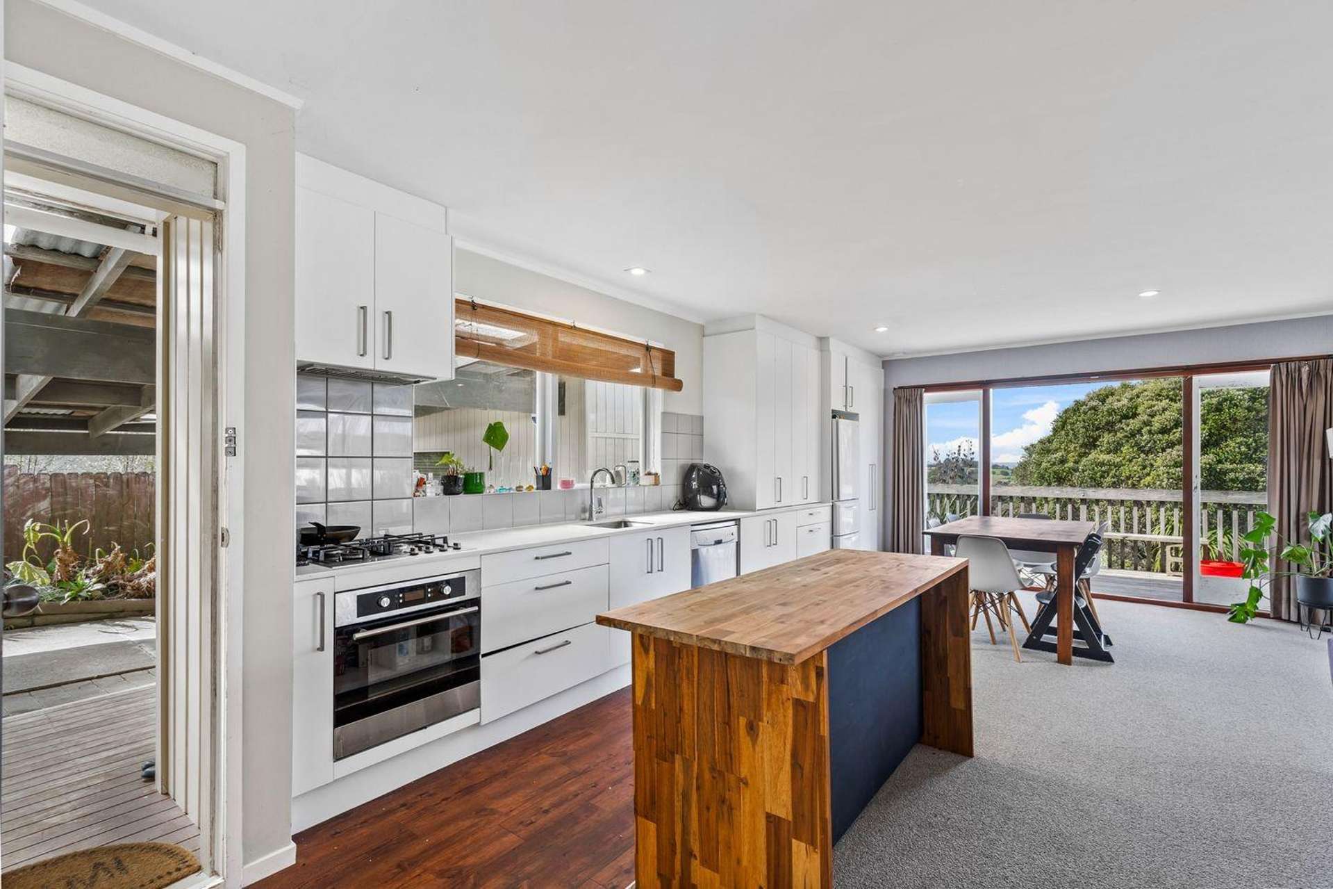 83 Sunnyvale Road 11410_0