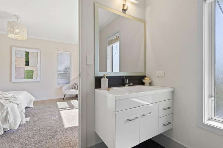 4 Camellia Lane Carterton_15