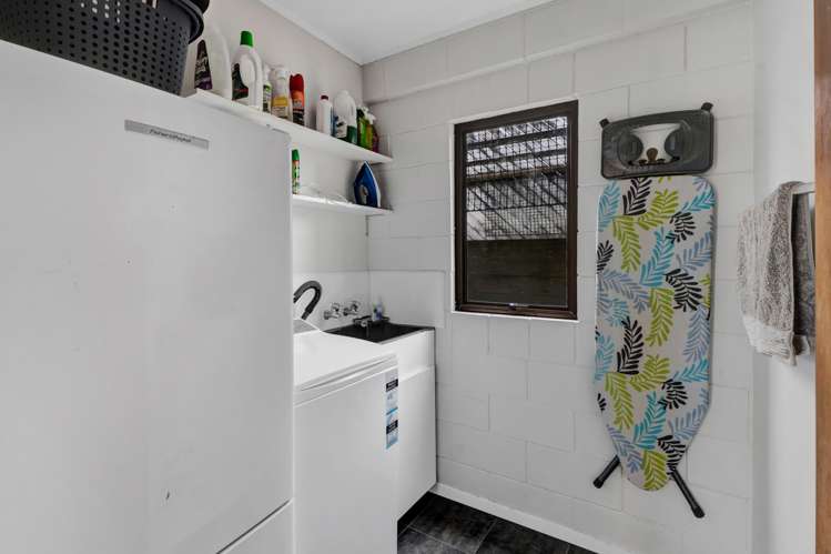 17 Caledonia Place Highlands Park_20