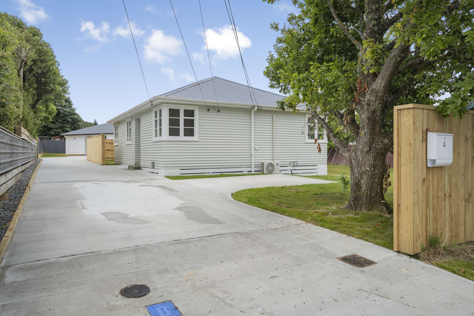 4 Mcgowan Road Wainuiomata_0