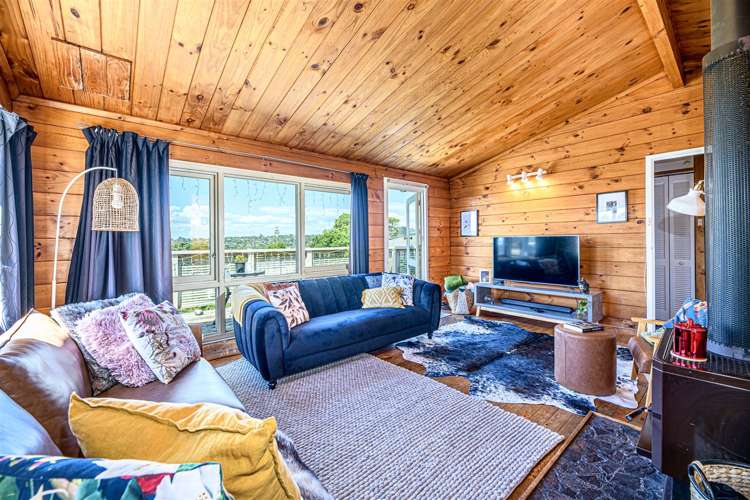 114 Woodglen Road Glen Eden_4