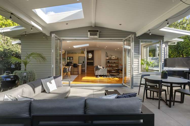 2a Grove Road Narrow Neck_7