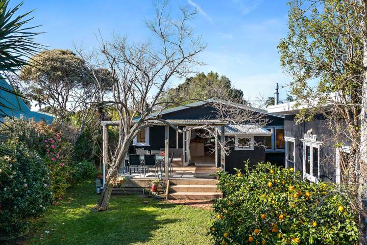 25 Harbour View Road Point Wells_12