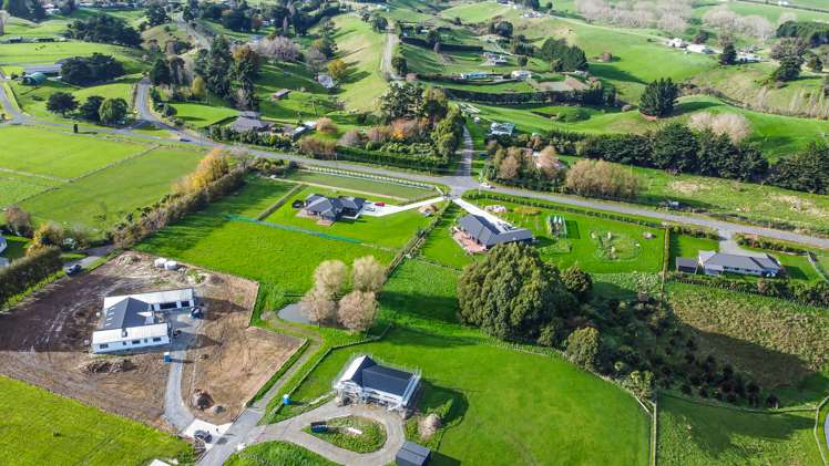 Lot 8 Te Kahu Lane Halcombe_10