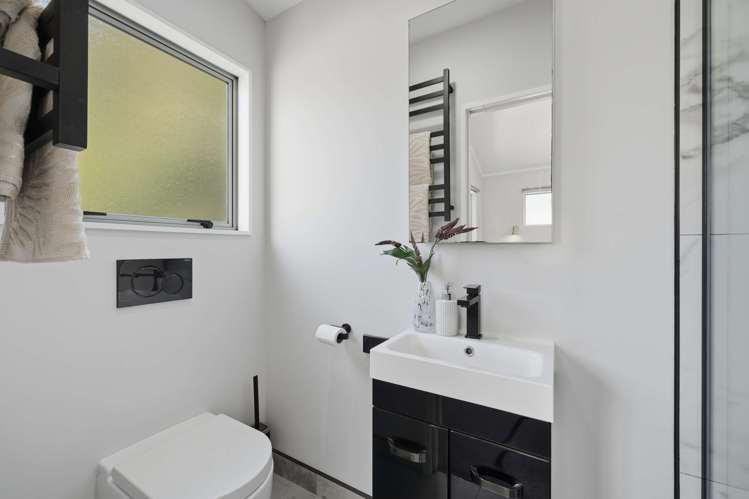 90B Eskdale Road Birkdale_21