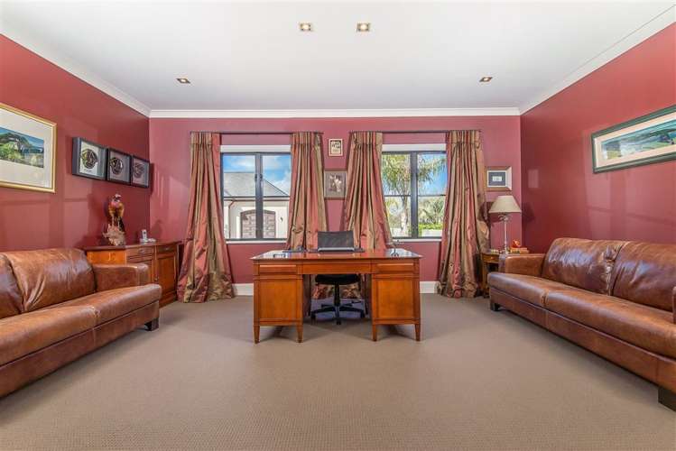 20 Hawthorne Lane Kingseat_20