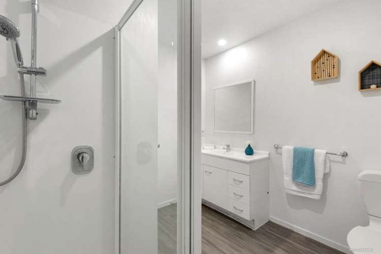 29/14 Ambrico Place New Lynn_14