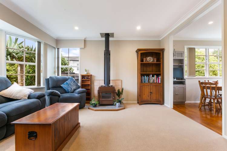 5 Bellringer Road Massey_10
