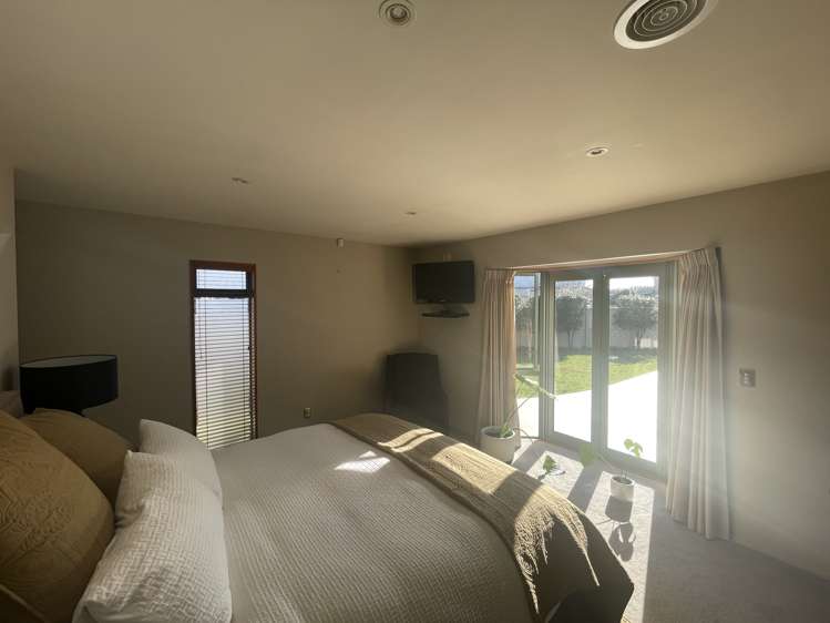 128 Lake Terrace Road Burwood_9