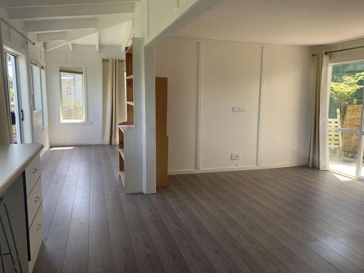 B/140 Attwood Road Paremoremo_10