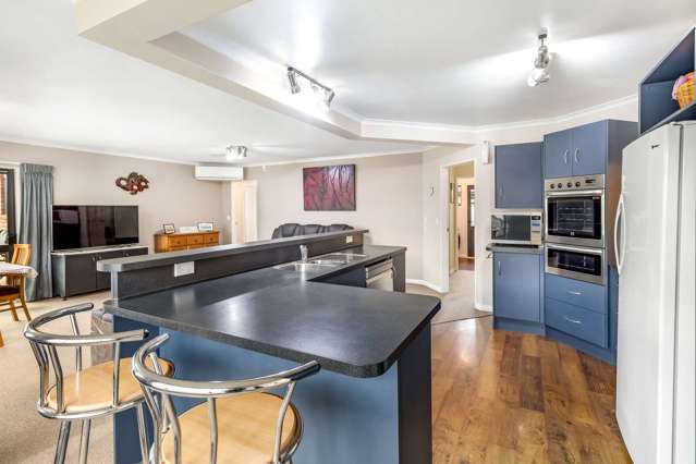 49 Peppertree Glade Kelvin Grove_2