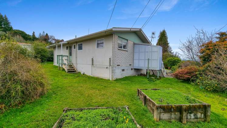299a Clayton Road Pukehangi_13