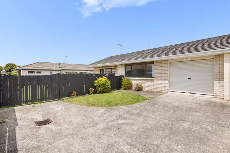 25B Emmett Street Greerton_11