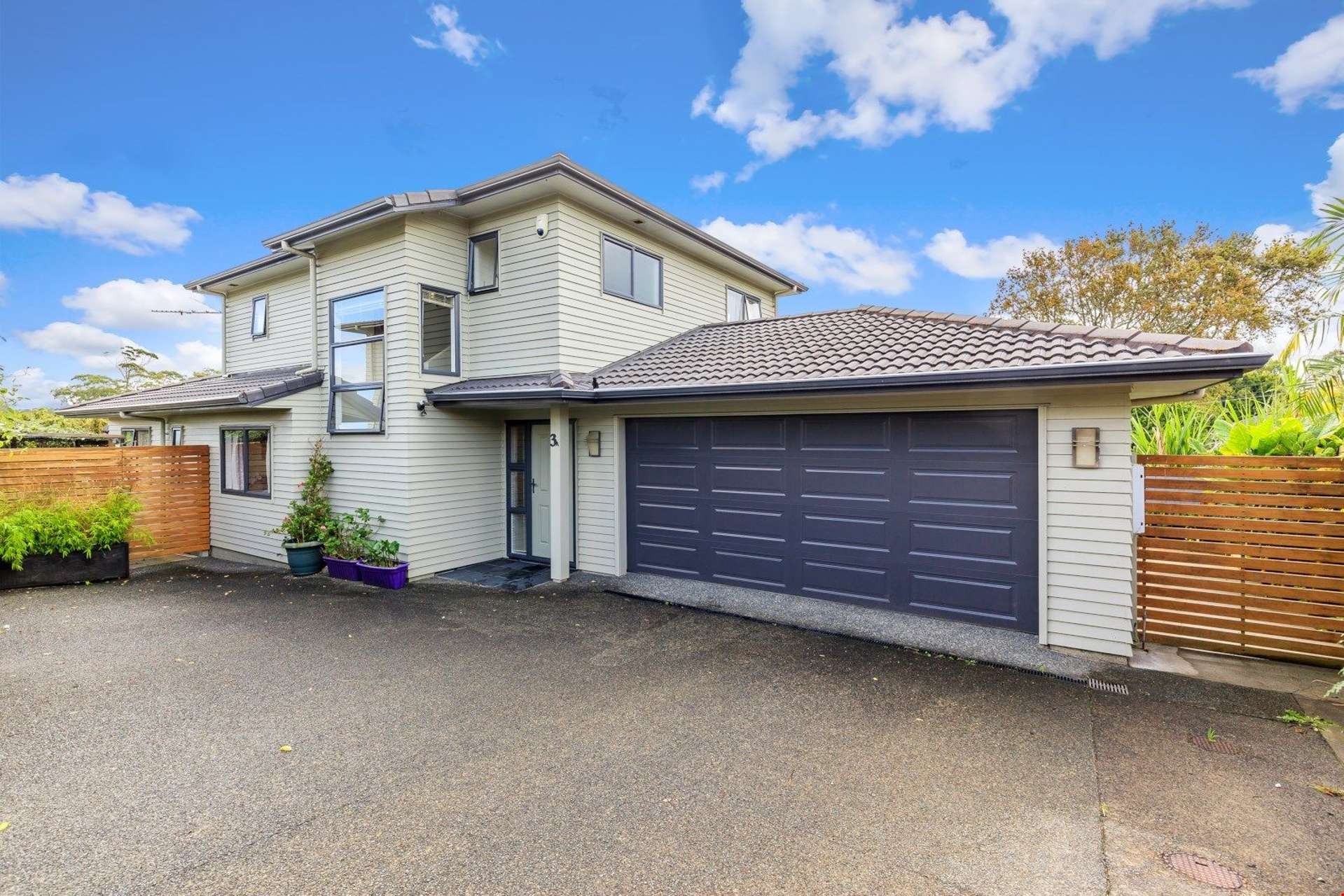 3a Castaing Crescent Te Atatu South_0