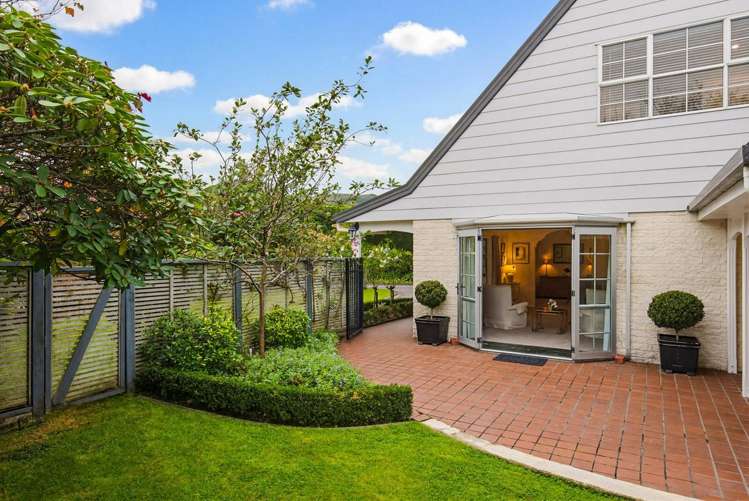 5 Patterson Grove Waikanae_12