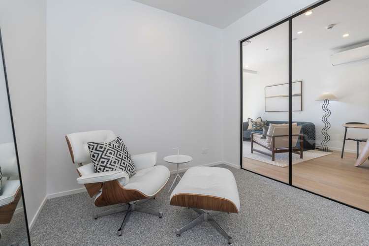 104/2A Te Ara Taurapa Point Chevalier_9