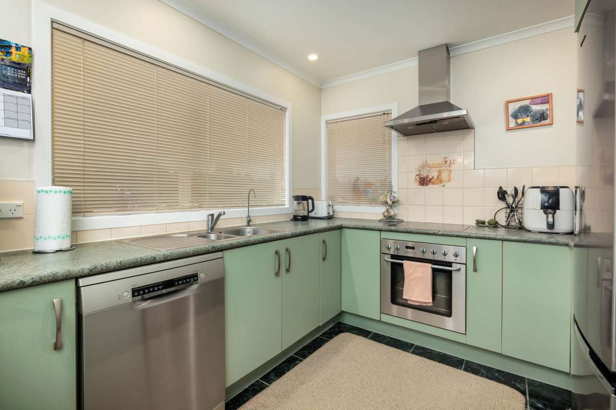 8 Baska Voda Drive_4