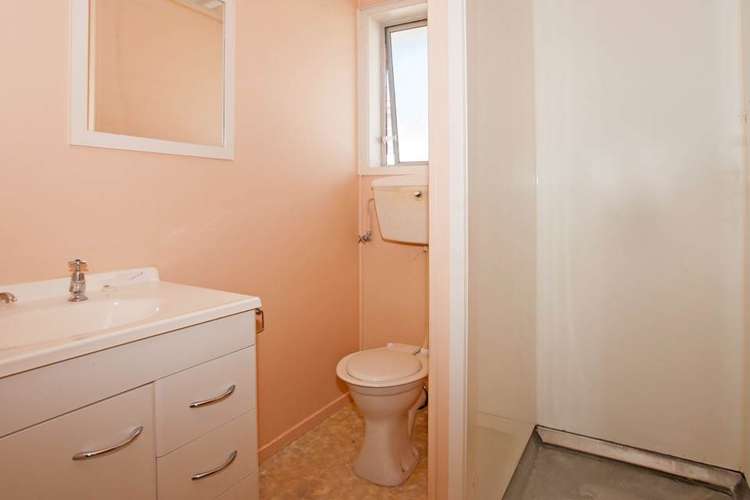 2/12a Nelson Street Papakura_4