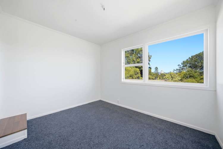 100 Edmonton Road Henderson_18