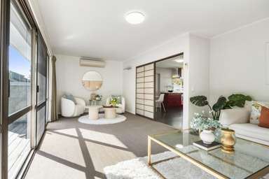 2/5 Hanlon Crescent_1