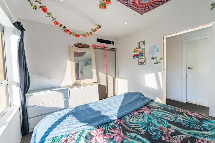 44 Barnes Street Glenwood_17