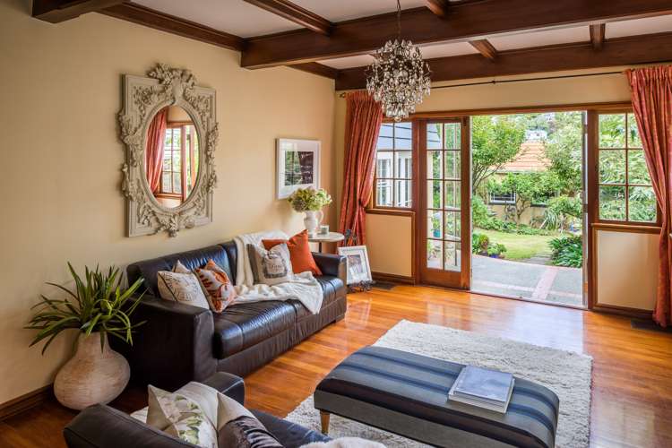 518 Broadway Strathmore Park_12