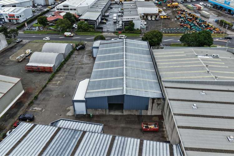 A and B/136 Cryers Road East Tamaki_6