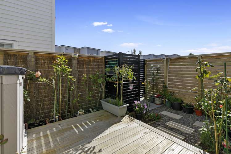 1115c High Street Taita_12