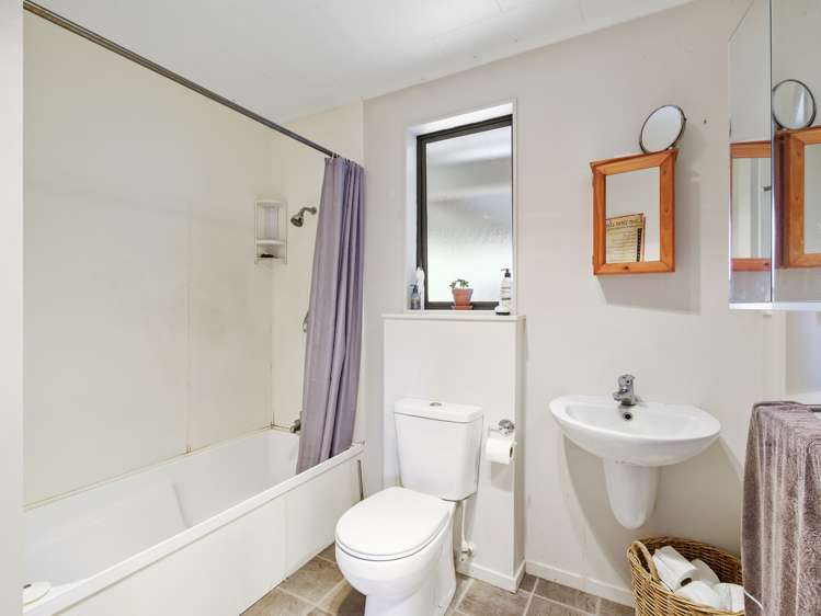 31a Linton Crescent Matua_9